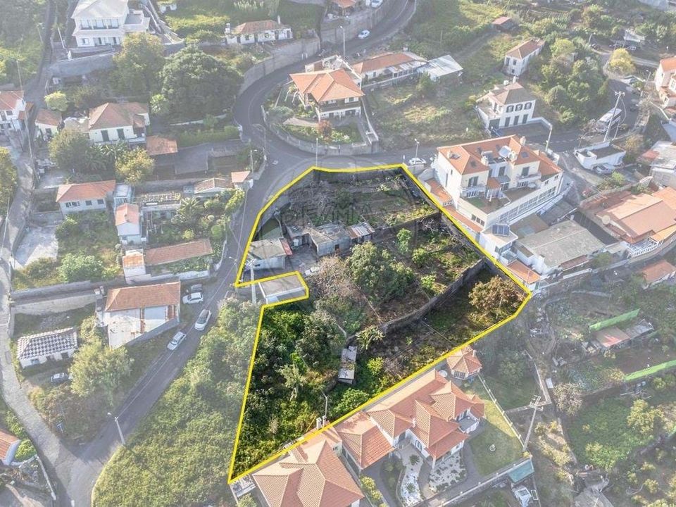 Helårsgrund i Santa Cruz, Madeira - foto 2