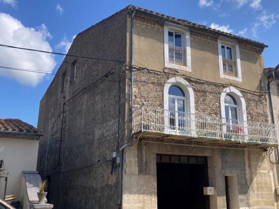 Landsbyhus i Douzens, Aude - bilde 1