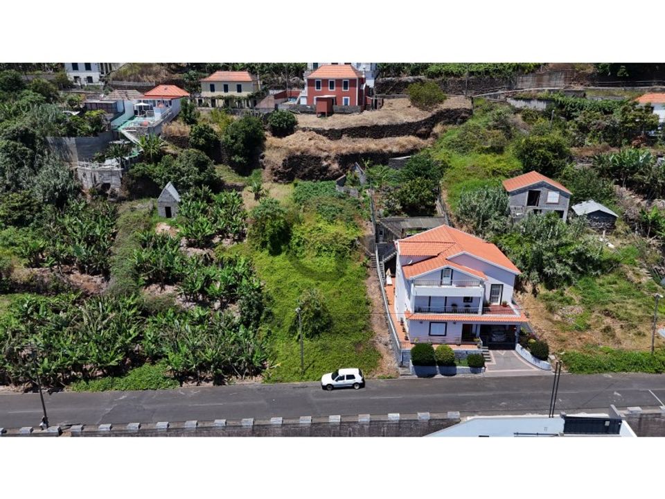 Helårsgrund i Calheta, Madeira - foto 1