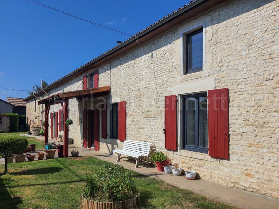 Villa i Ruffec, Charente - foto 2