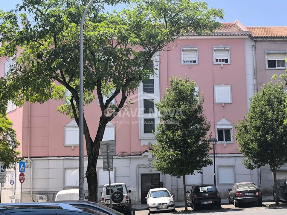Lejlighed i Amadora, Lisbon - foto 1