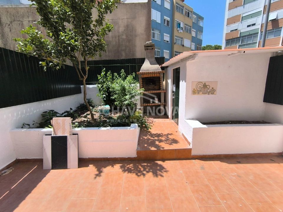 Lejlighed i Amadora, Lisbon - foto 1
