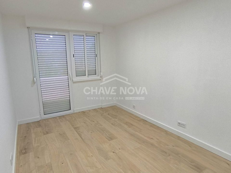 Lejlighed i Amadora, Lisbon - foto 4
