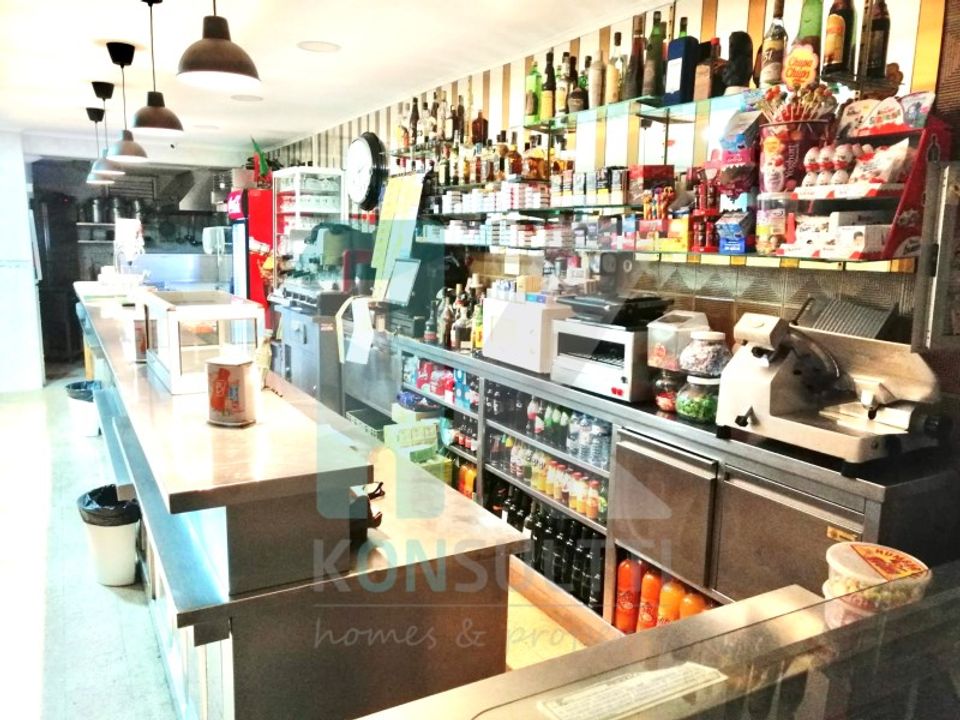 Erhvervsejendom i Amadora, Lisbon - foto 5