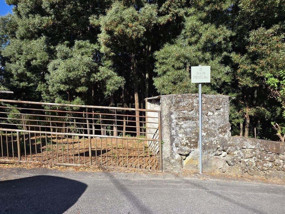 Helårsgrund i Penafiel, Porto - foto 1