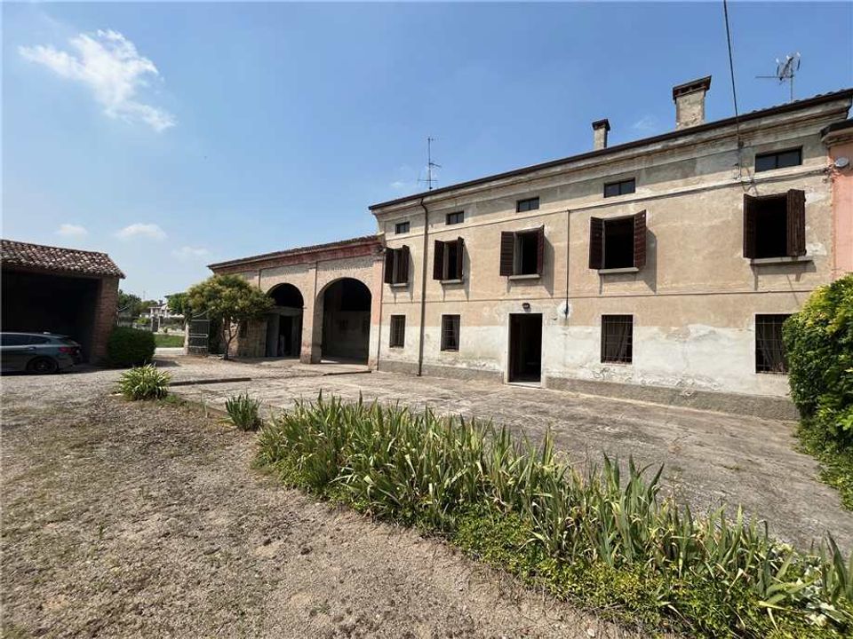 Landejendom i Ceresara, Mantua - foto 1
