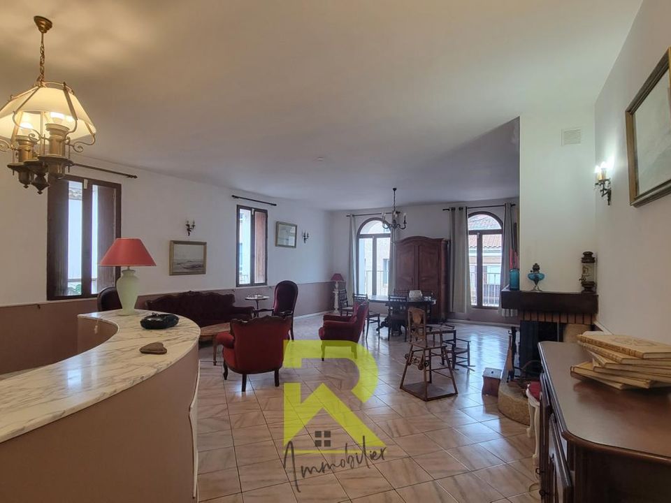 Hus i byn i Gruissan, Aude - foto 1