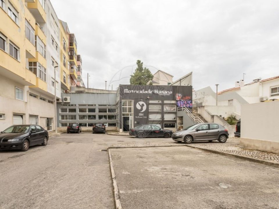 Erhvervsejendom i Barreiro, Setubal - foto 1