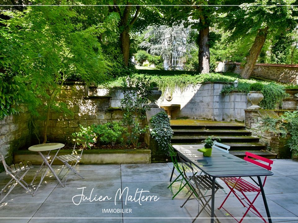 Villa i Saint-Etienne, Loire - foto 1