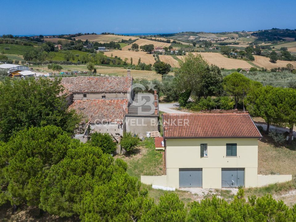 Landejendom i Coriano, Rimini - foto 1
