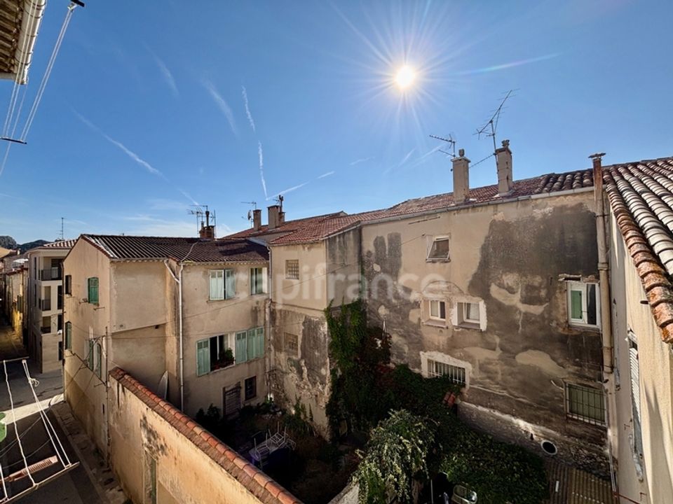 Lejlighed i La Ciotat, Bouches-du-Rhone - foto 2