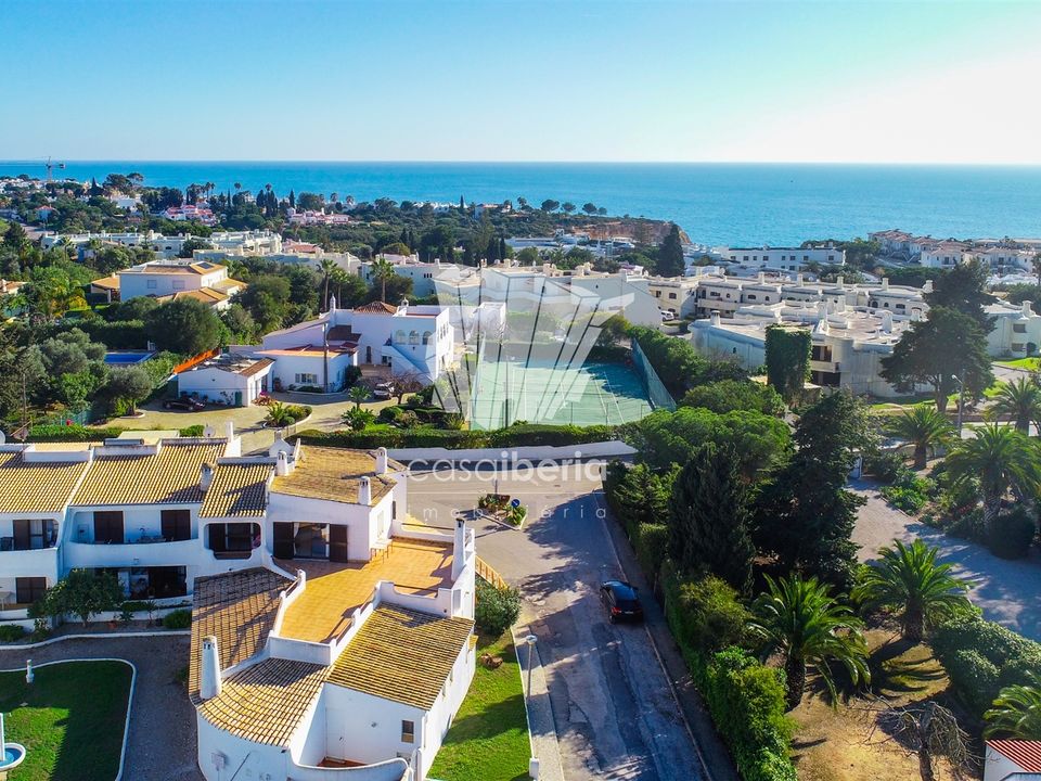 Erhvervsejendom i Lagoa, Faro - foto 1