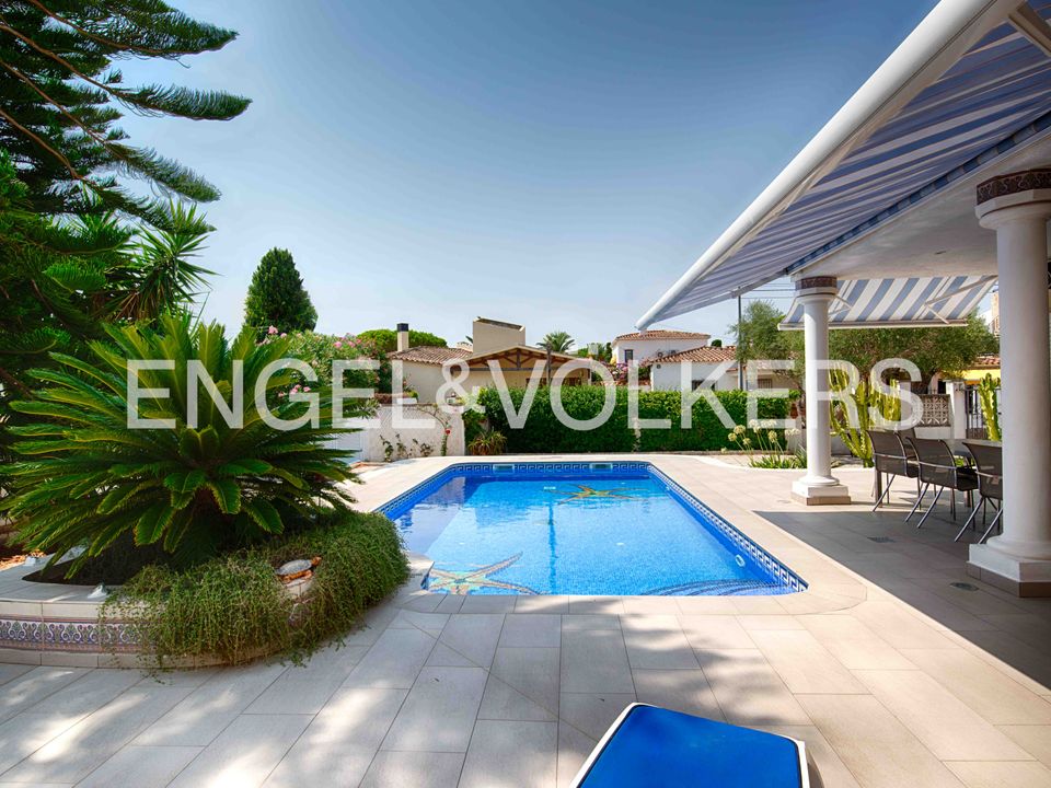 Villa i Empuriabrava, Gerona - foto 3