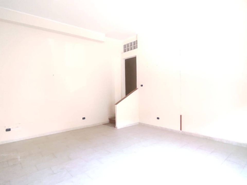 Appartement - Maddaloni, Caserta - photo 2