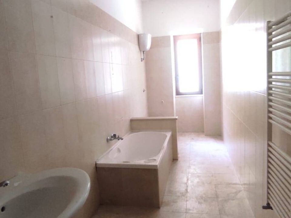 Appartement - Maddaloni, Caserta - photo 5