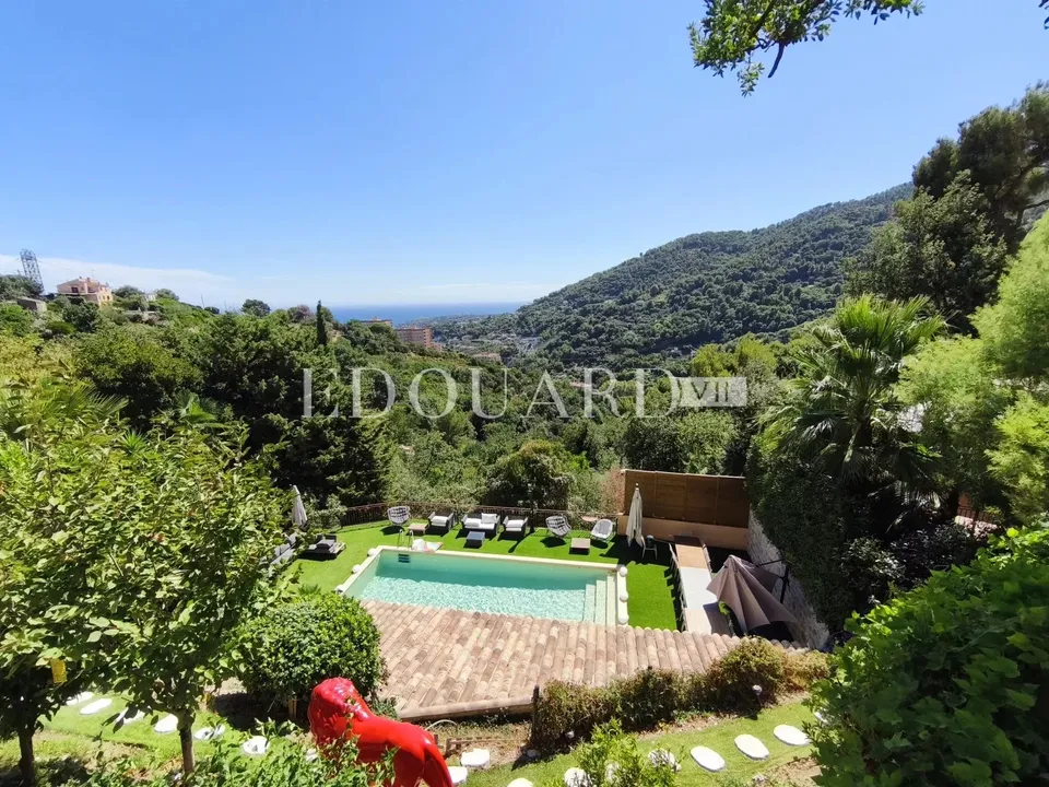Villa i Menton, Alpes-Maritimes - foto 1