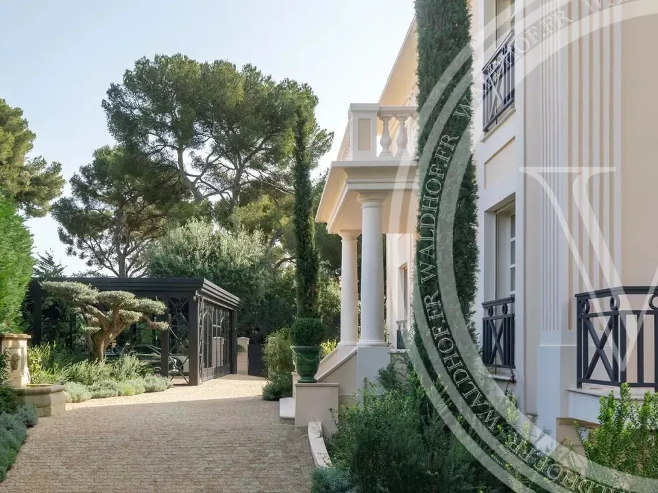 Вилла в Roquebrune-Cap-Martin, Alpes-Maritimes - фотография 3