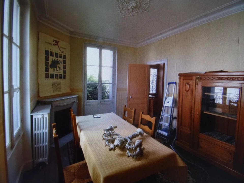 Byhus i Cosne-Cours-Sur-Loire, Nievre - foto 3
