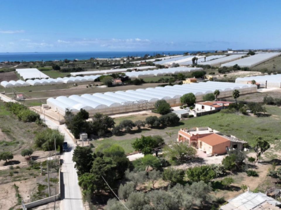 Erhvervsejendom i Pachino, Siracusa - foto 1