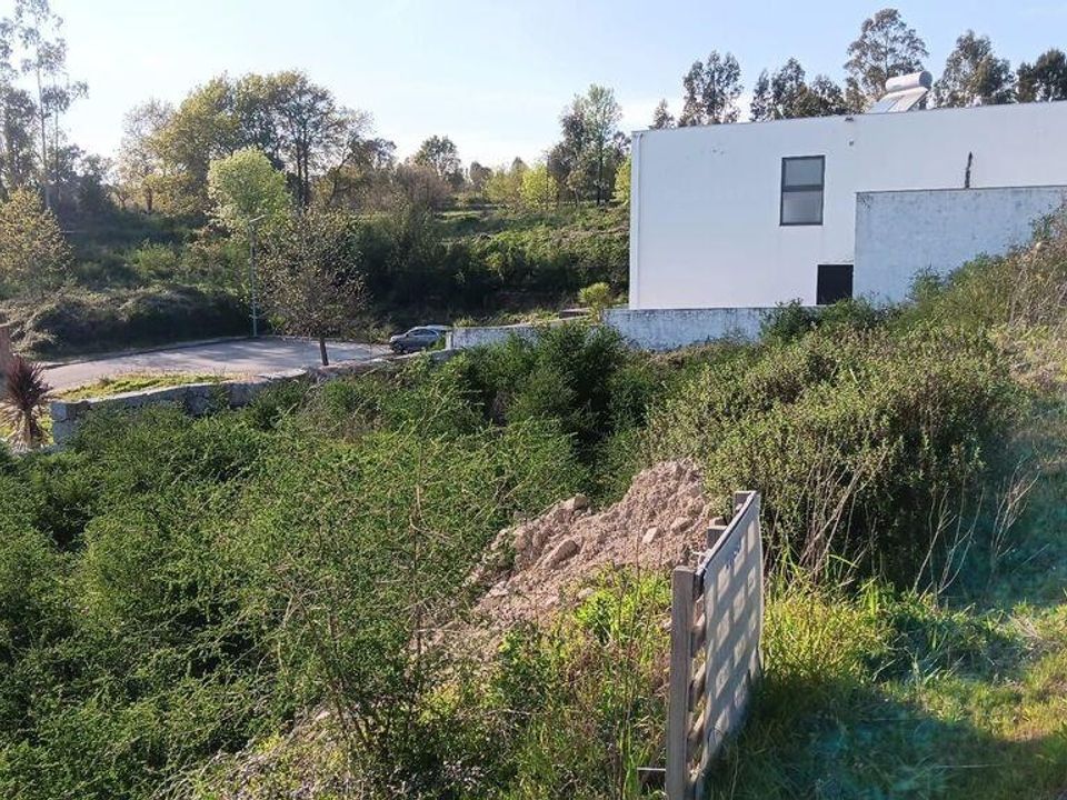 Helårsgrund i Vila Nova de Famalicao, Braga - foto 1