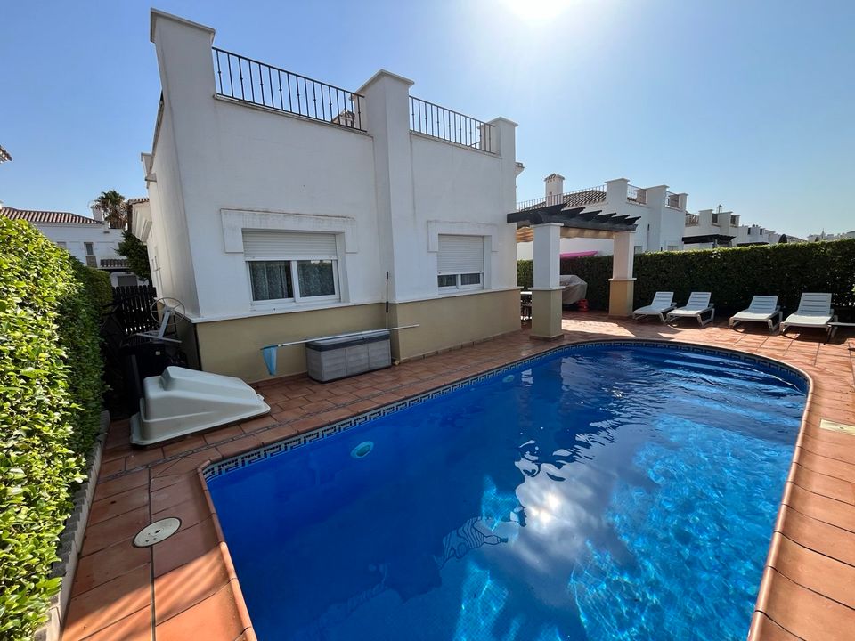 Villa i La Torre Golf Resort, Murcia - foto 1