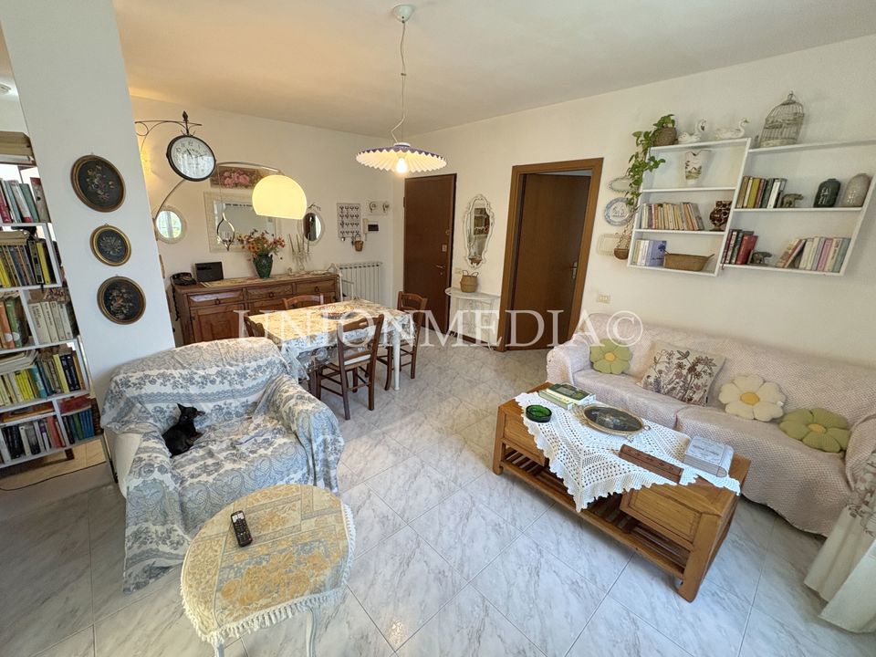 Lejlighed i Fosdinovo, Massa and Carrara - foto 5