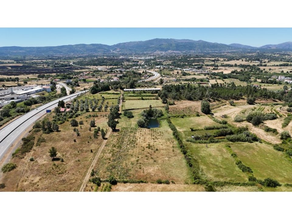 Helårsgrund i Fundao, Castelo Branco - foto 1