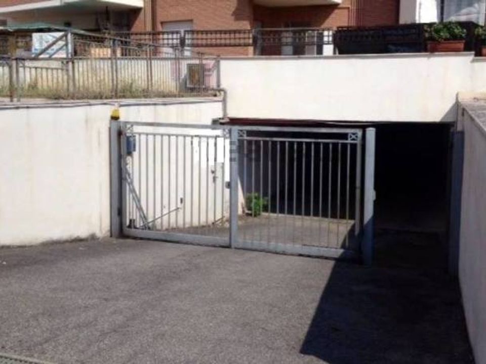 Garage i Fiano Romano, Rome - foto 1