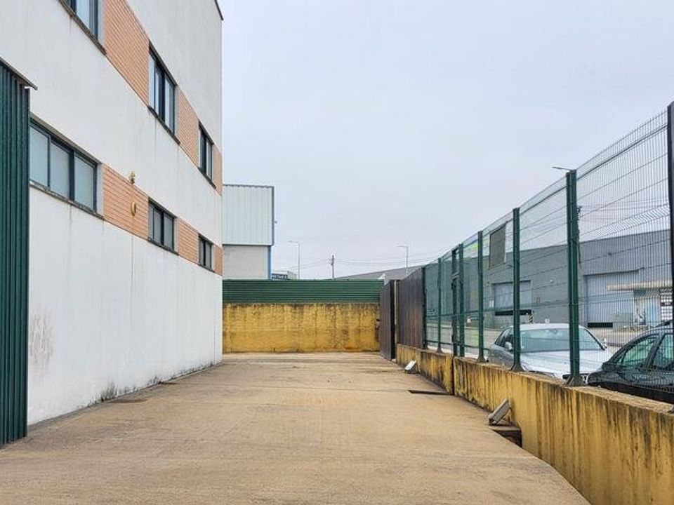 Erhvervsejendom i Oliveira do Bairro, Aveiro - foto 2