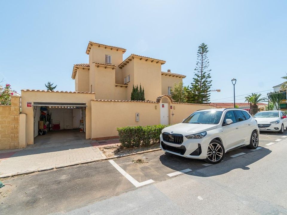 Villa i La Mata, Alicante - foto 1