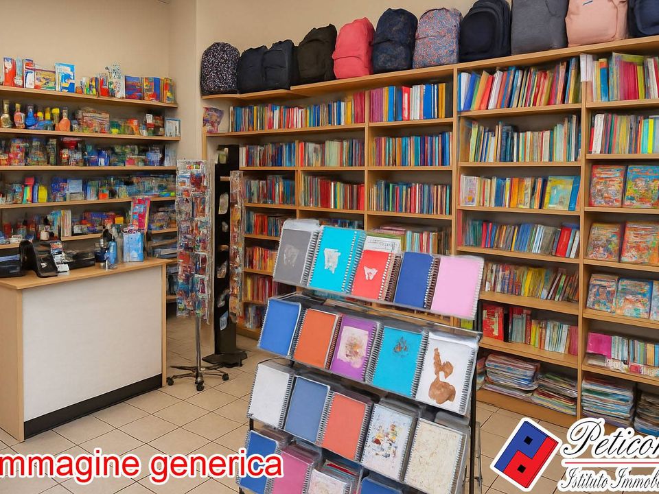 Erhvervsejendom i Fondi, Latina - foto 2