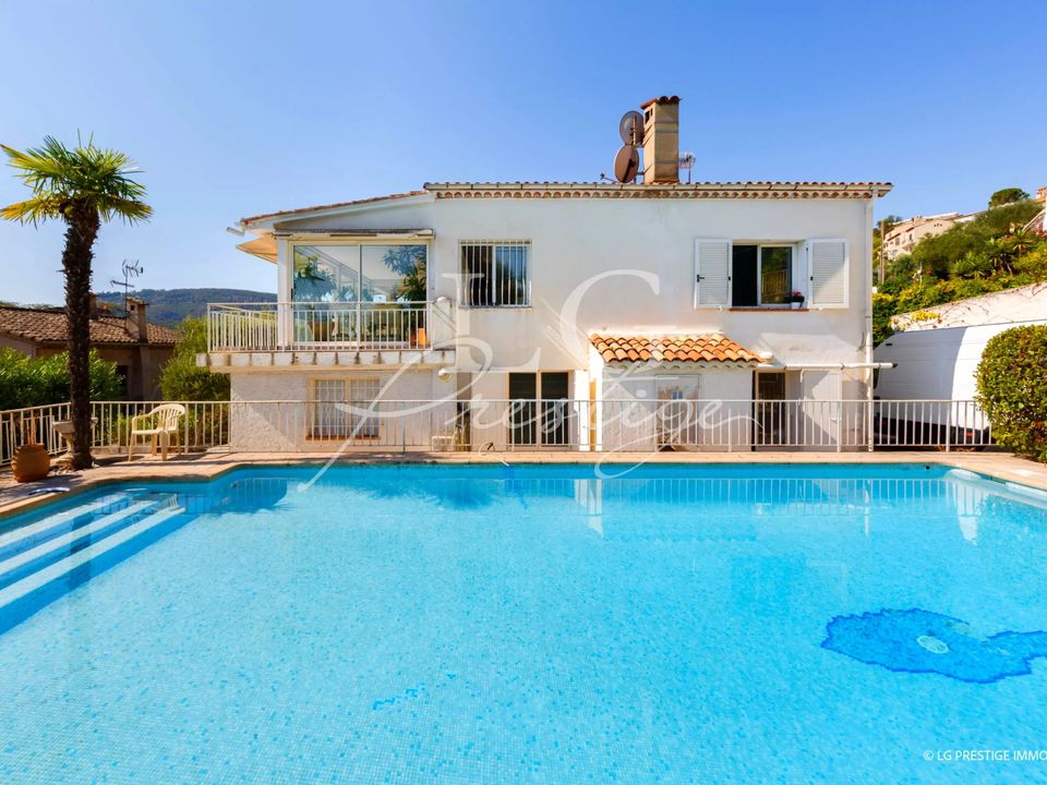 Villa i Mandelieu-la-Napoule, Alpes-Maritimes - foto 2
