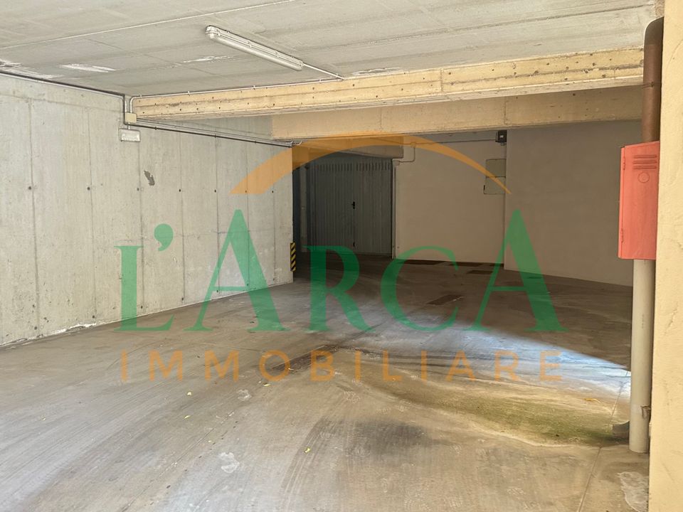 Garage i Sarnico, Bergamo - foto 4