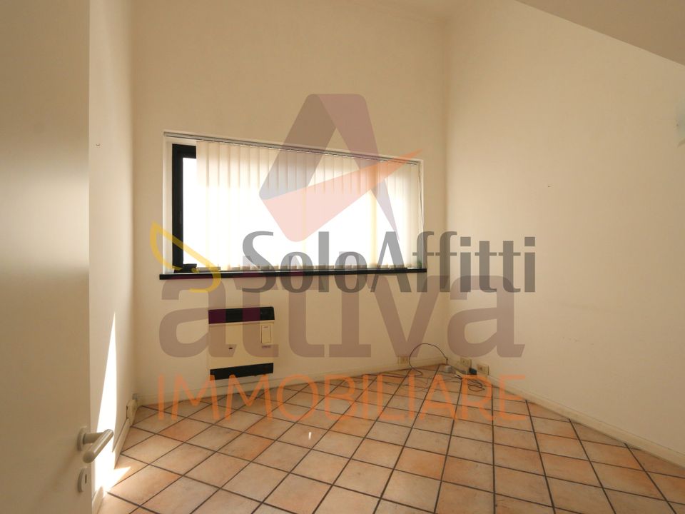 Erhvervsejendom i Castelfidardo, Ancona - foto 3