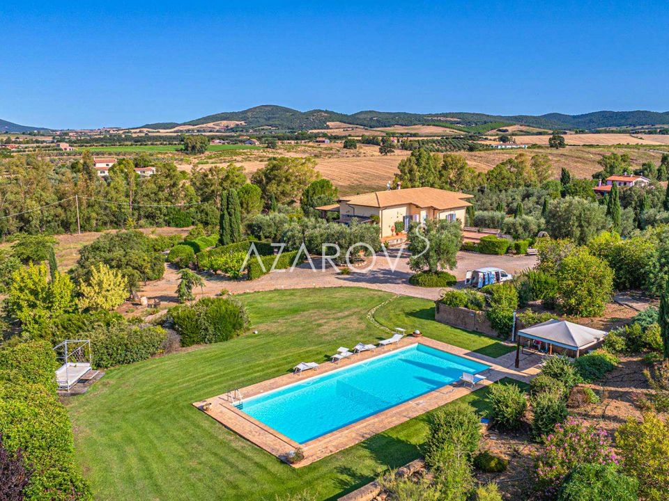 Villa i Montalto di Castro, Viterbo - foto 1
