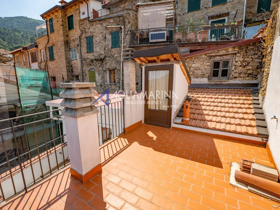 Lejlighed i Ceriana, Imperia - foto 1