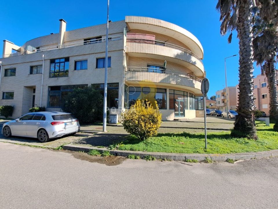 Erhvervsejendom i Madalena, Porto - foto 3