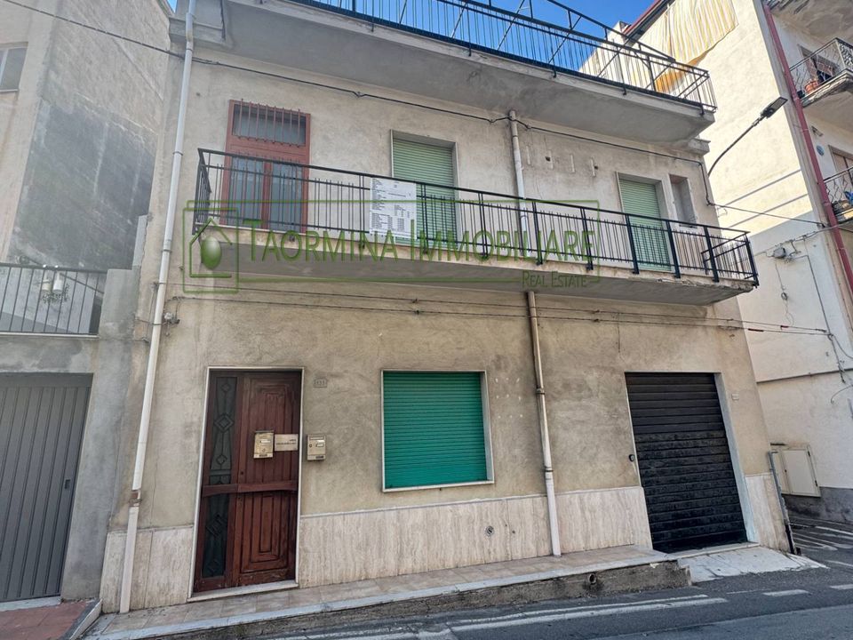 Villa i Giardini-Naxos, Messina - bilde 1