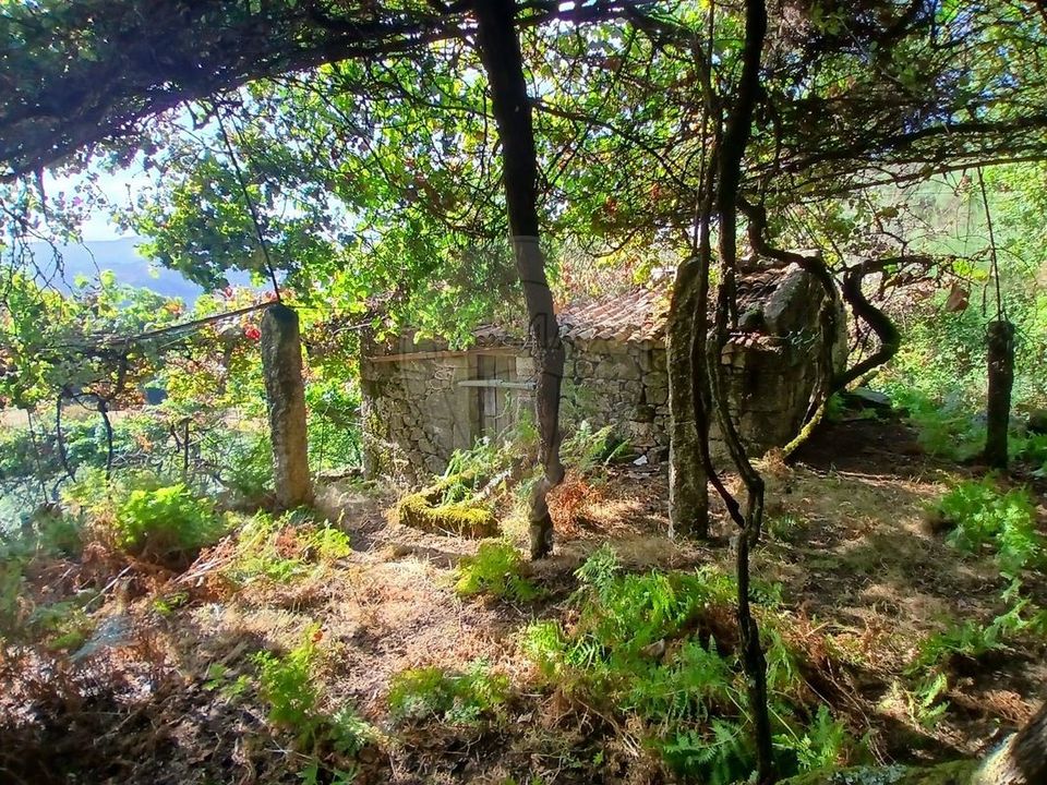 Helårsgrund i Arcos de Valdevez, Viana do Castelo - foto 2