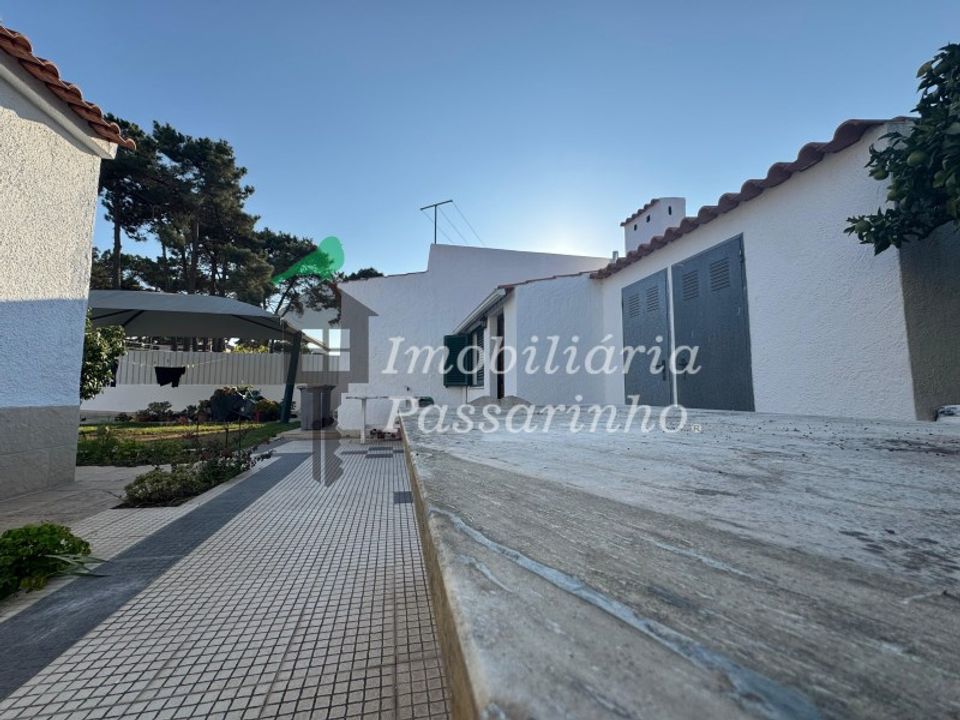 Villa - Almada, Setubal - photo 1