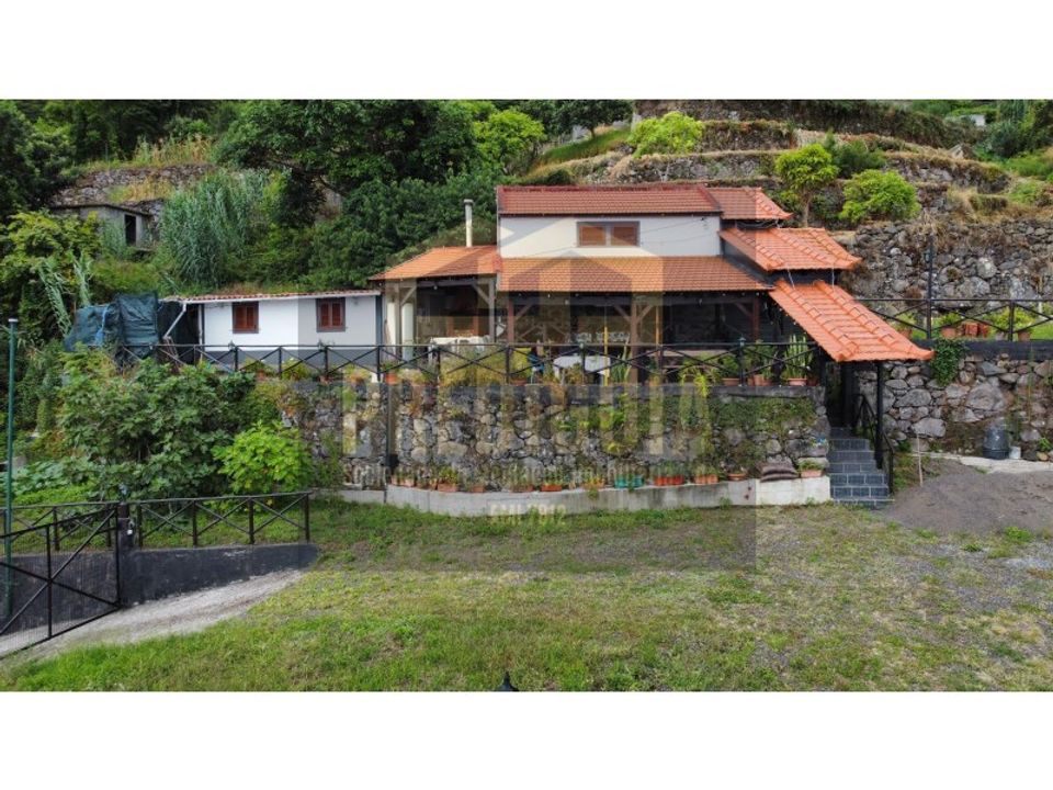 Helårsgrund i Ponta Delgada, Madeira - foto 2