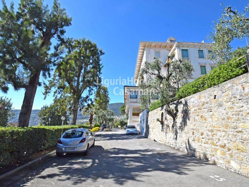 Lejlighed i Ospedaletti, Imperia - foto 2