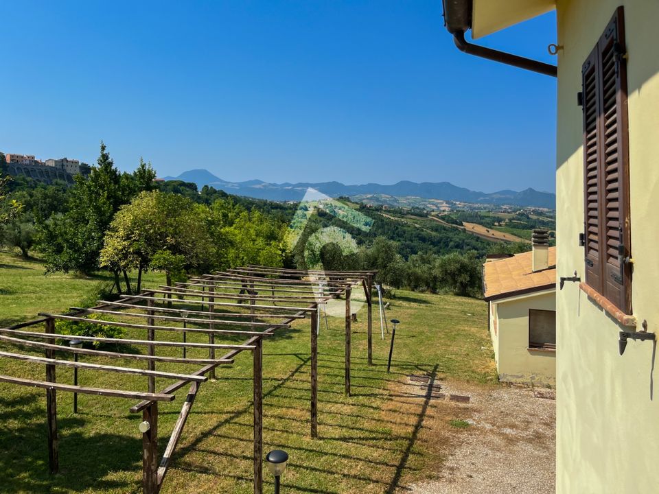 Villa i Maiolati Spontini, Ancona - foto 5