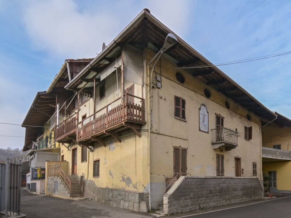 Byhus i Front, Turin - foto 2
