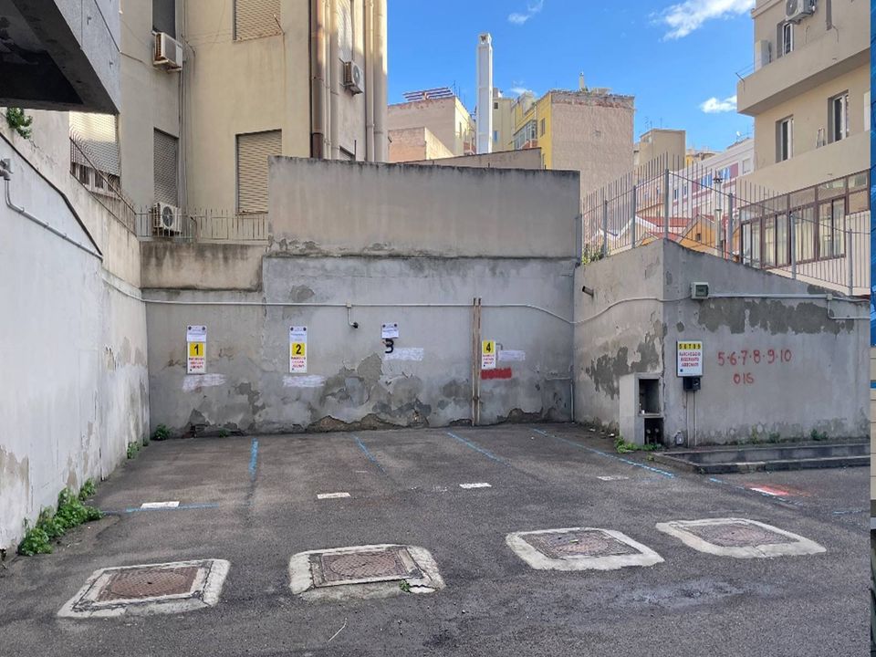 Erhvervsejendom i Cagliari, Cagliari - foto 2