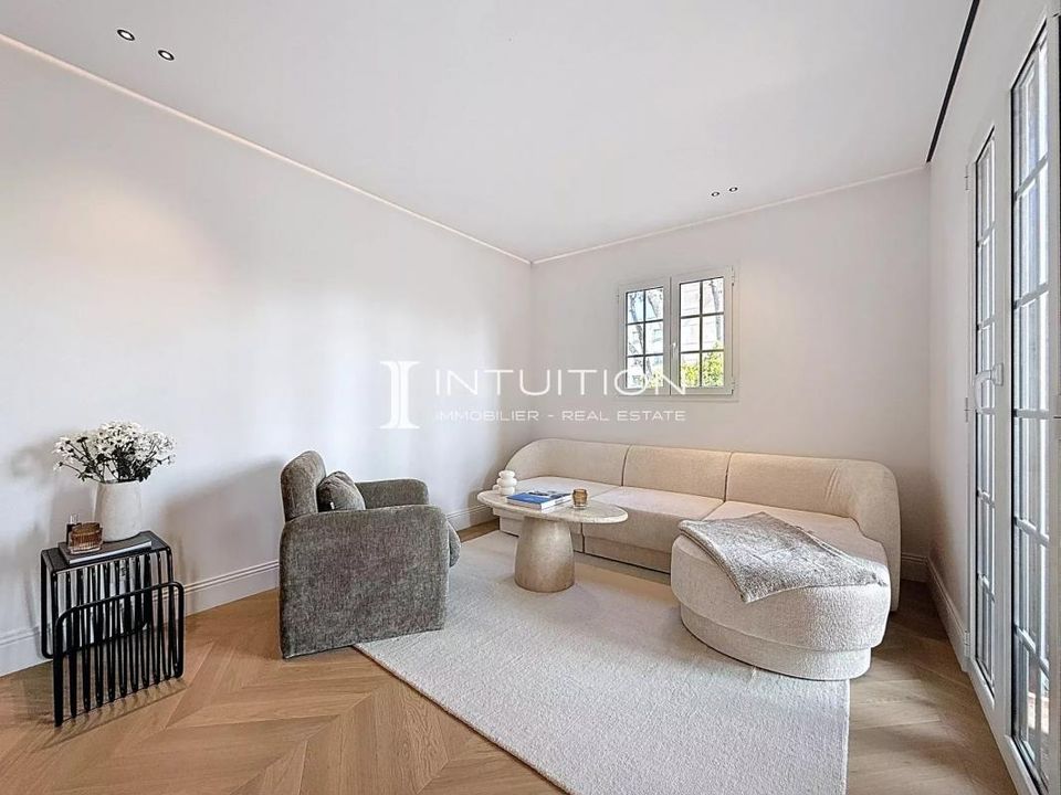 Leilighet i Saint-Laurent-du-Var, Alpes-Maritimes - bilde 1