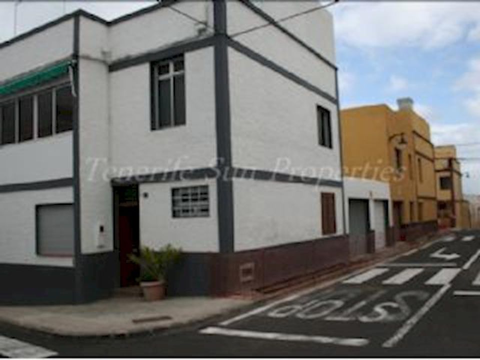 Byhus i Los Silos, Tenerife - foto 1