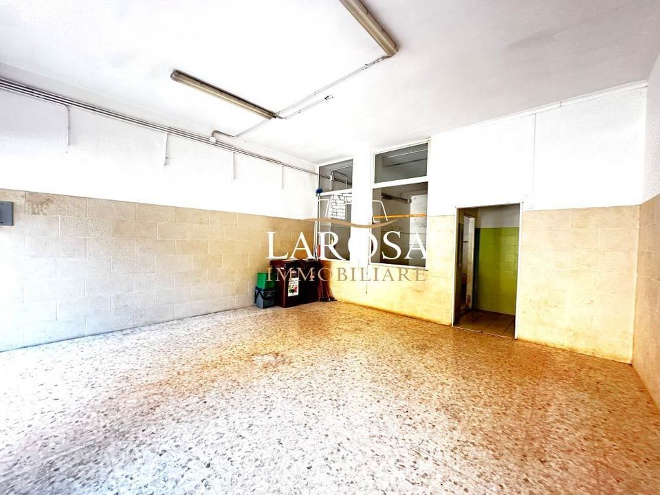 Commercial property in Lecce, Lecce - photo 4