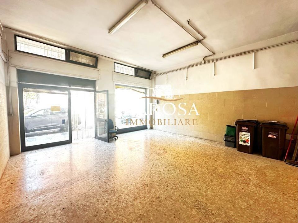 Commercial property in Lecce, Lecce - photo 5