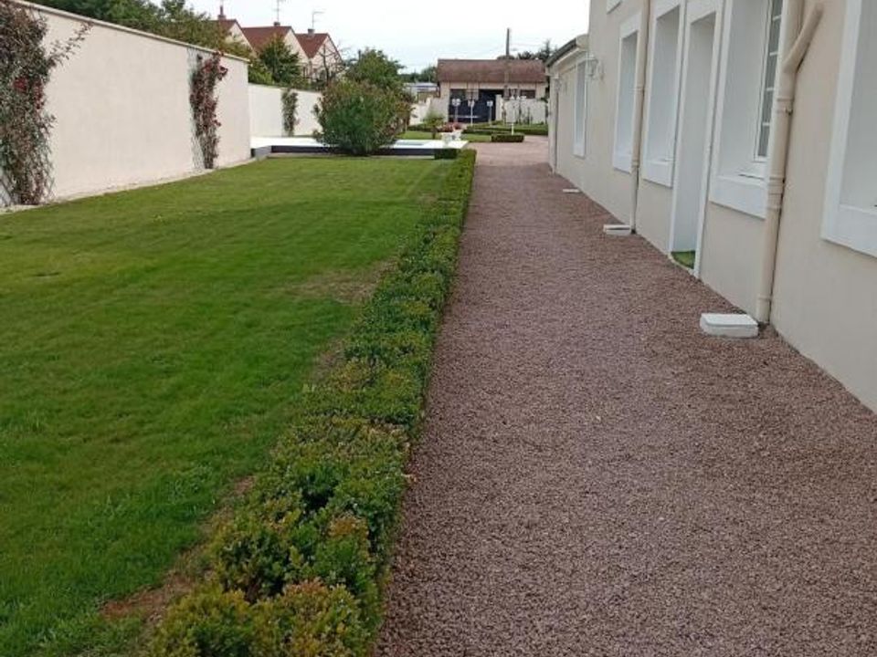 Landejendom i Varennes-sur-Allier, Allier - foto 2